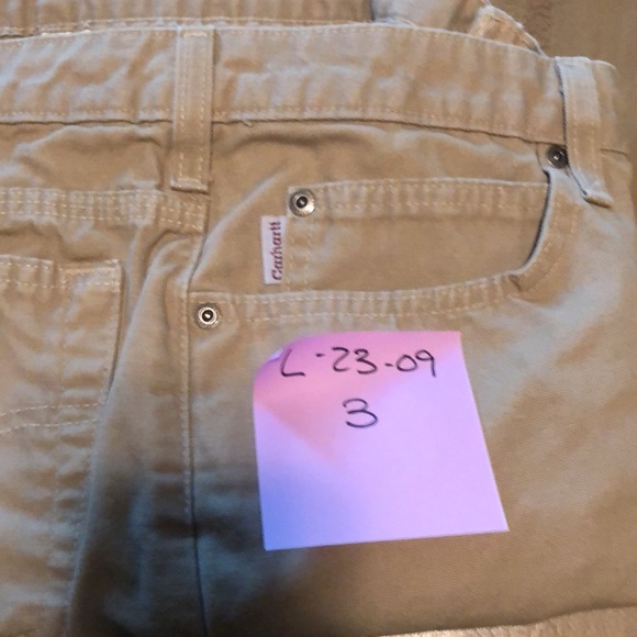 Women’s Carhartt khakis 14X32 relaxed fit - Picture 7 of 7